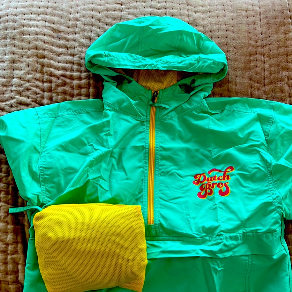 DUTCH BROS FOLD UP JACKET